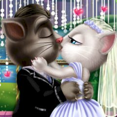 Tom & Angela Wedding Kiss